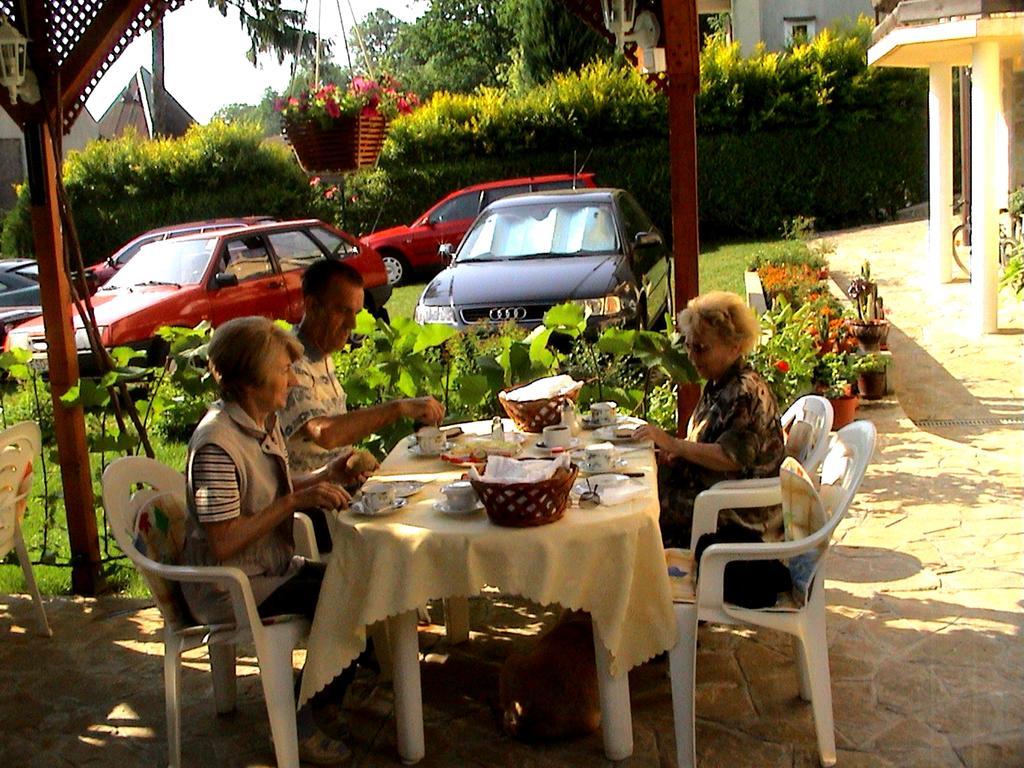 Heviz Villa Familia Екстериор снимка