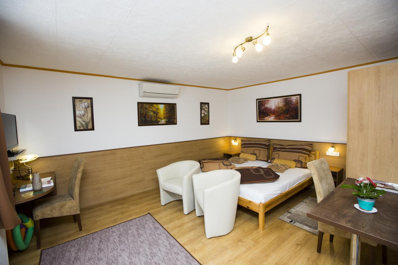 Heviz Villa Familia Екстериор снимка